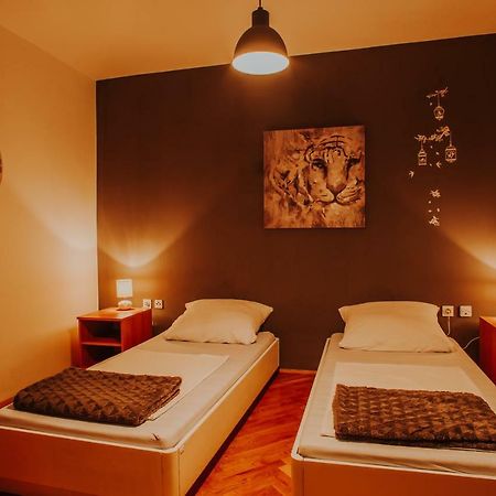 Apartmani Marin Vukovar Ngoại thất bức ảnh