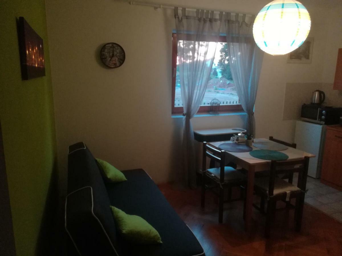 Apartmani Marin Vukovar Ngoại thất bức ảnh